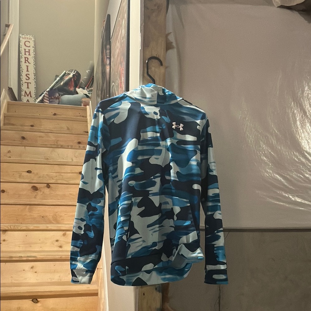 Under Armour Blue and White Camo Pullover